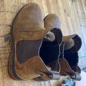 Ugg leather boots Sherpa lined